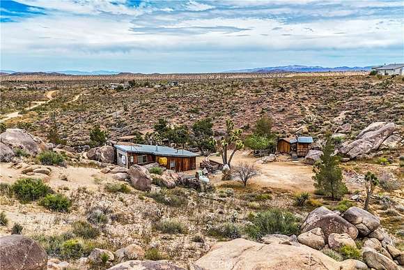 5.2 Acres of Residential Land with Home for Sale in Yucca Valley, California