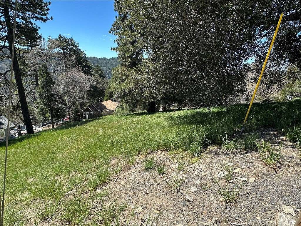 0.1 Acres of Residential Land for Sale in Cedarpines Park, California