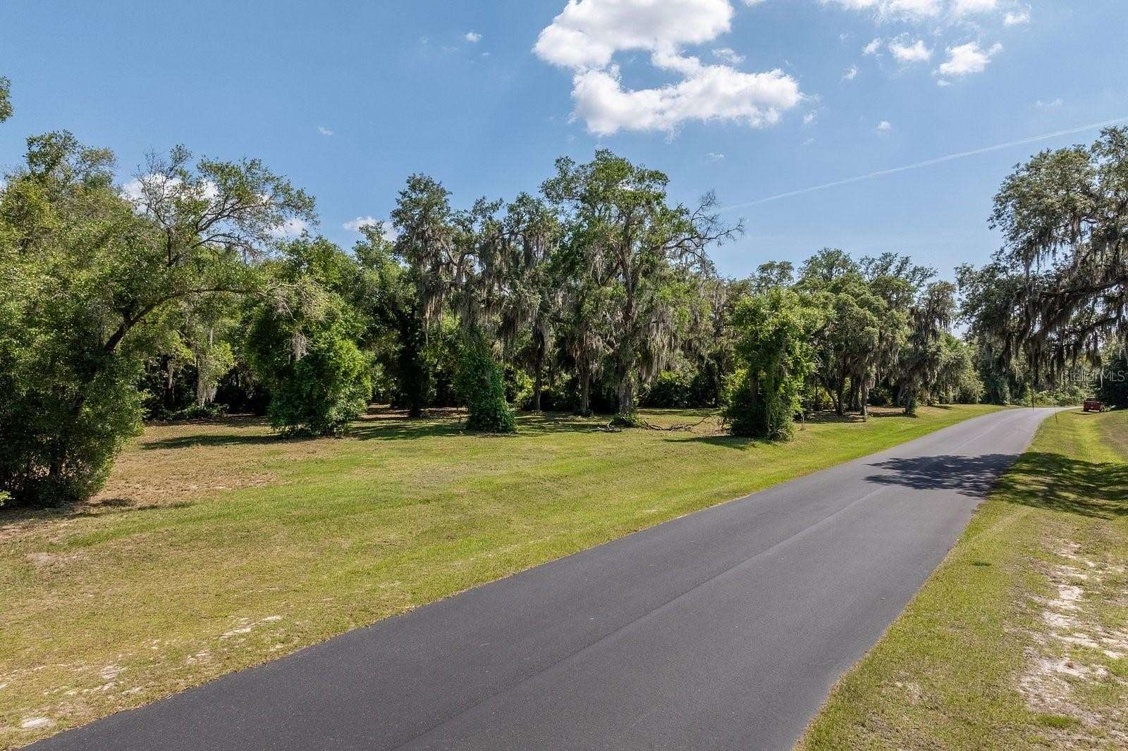 4.59 Acres of Residential Land for Sale in Leesburg, Florida