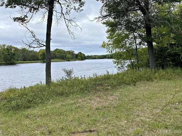 8 Acres of Residential Land for Sale in Menominee, Michigan