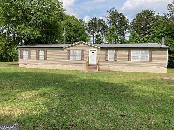 7 Acres of Residential Land with Home for Sale in Rentz, Georgia
