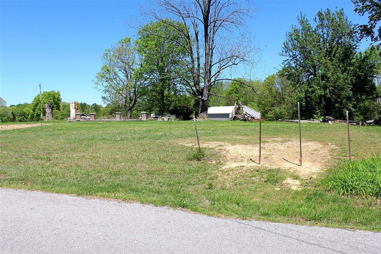 1.5 Acres of Residential Land for Sale in Smiths Grove, Kentucky