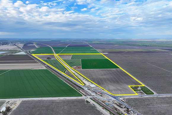 273 Acres of Agricultural Land for Sale in Corcoran, California