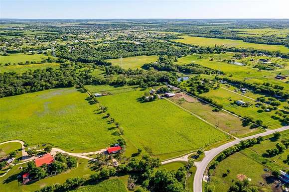 21.2 Acres of Agricultural Land with Home for Sale in Venus, Texas