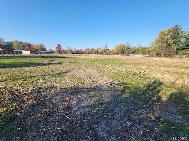 10.1 Acres of Commercial Land for Sale in Romulus, Michigan