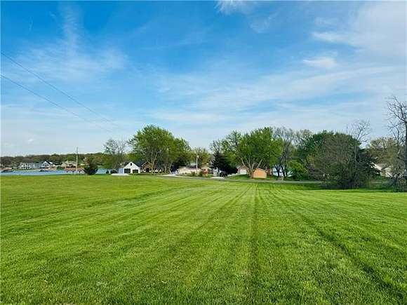 0.41 Acres of Residential Land for Sale in Altamont, Missouri