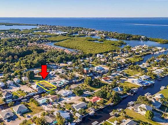 Residential Land for Sale in Bokeelia, Florida