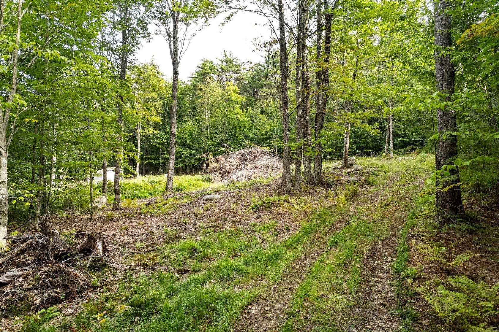 5.5 Acres of Residential Land for Sale in Tuftonboro, New Hampshire