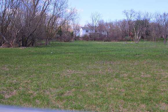 2.1 Acres of Residential Land for Sale in Wadsworth, Illinois
