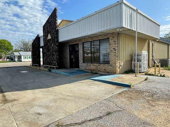 1.4 Acres of Mixed-Use Land for Sale in Cottonport, Louisiana