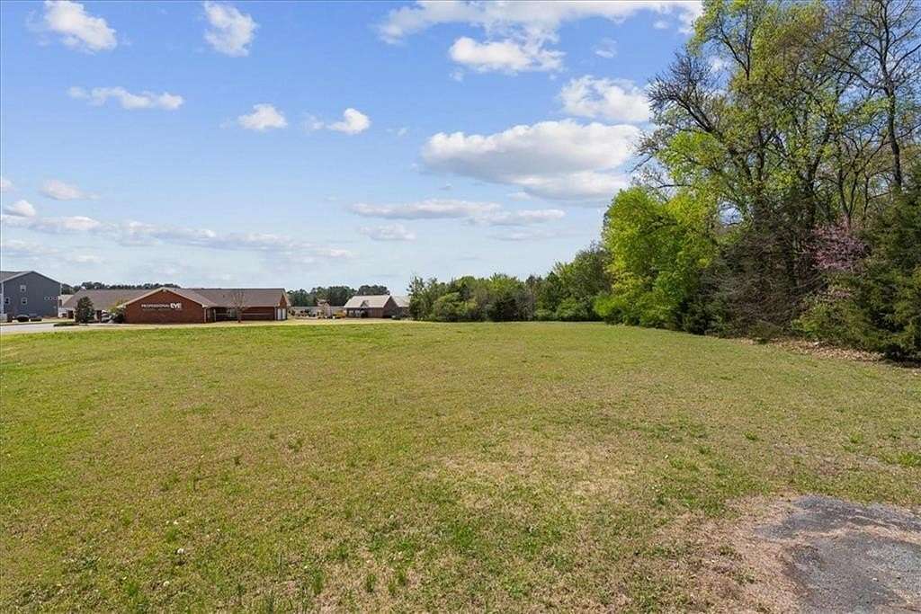 1.18 Acres of Commercial Land for Sale in Calhoun, Georgia