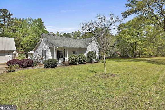 2.9 Acres of Residential Land with Home for Sale in Palmetto, Georgia