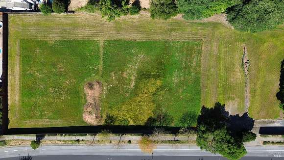 1.2 Acres of Residential Land for Sale in Windsor, California