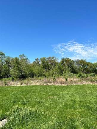 15 Acres of Land for Sale in Belleville, Illinois