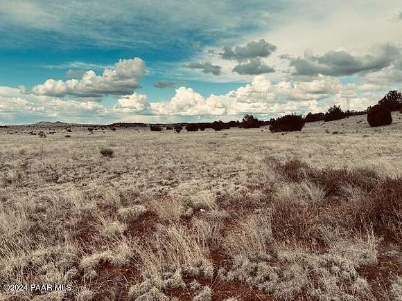 9 Acres of Residential Land for Sale in Seligman, Arizona - LandSearch