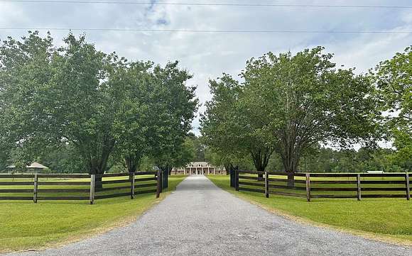 34.8 Acres of Agricultural Land with Home for Sale in West Green, Georgia