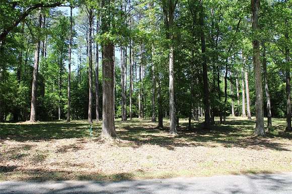 0.8 Acres of Residential Land for Sale in Chatham, Louisiana