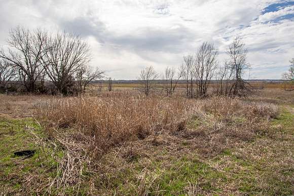 5 Acres of Residential Land with Home for Sale in Washington, Oklahoma