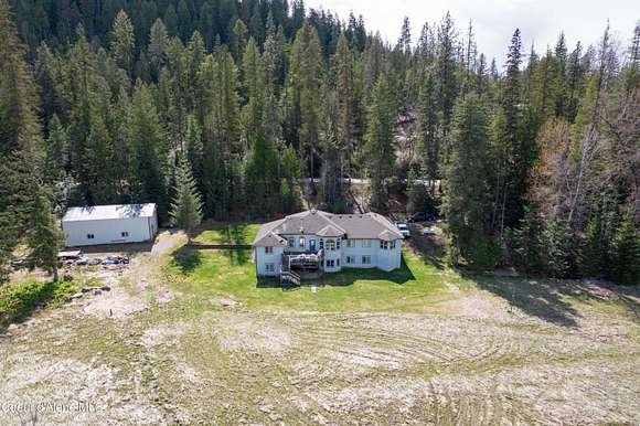 15.83 Acres of Land with Home for Sale in Sagle, Idaho