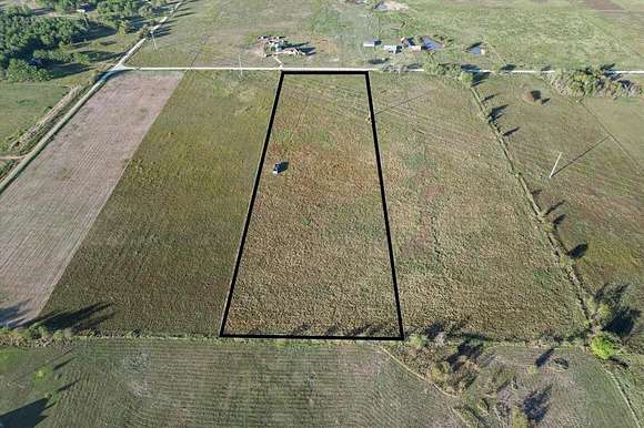 10 Acres of Land for Sale in Kerens, Texas
