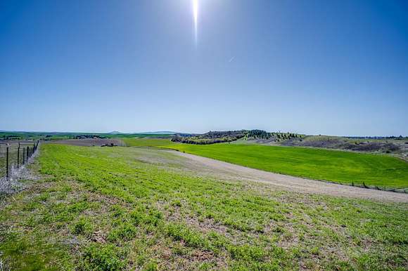 6.1 Acres of Residential Land for Sale in Pullman, Washington