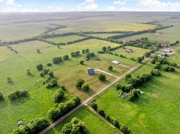 105 Acres of Recreational Land & Farm for Sale in Roxton, Texas