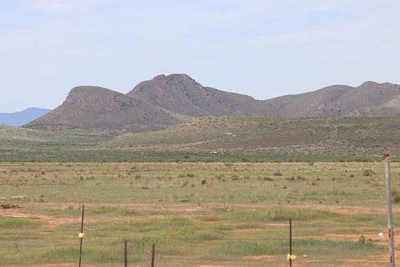 20 Acres of Land for Sale in Willcox, Arizona