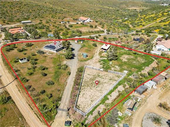 2.5 Acres of Residential Land with Home for Sale in Acton, California