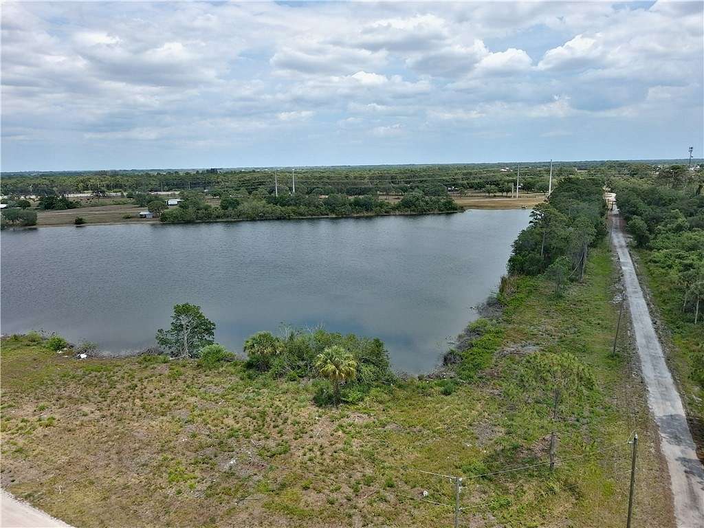 18.3 Acres of Land for Sale in Vero Beach, Florida