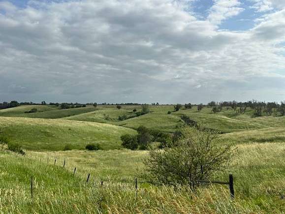 350 Acres of Recreational Land & Farm for Sale in St. Paul, Nebraska