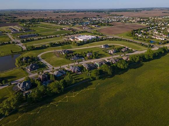 0.49 Acres of Residential Land for Sale in Sycamore, Illinois