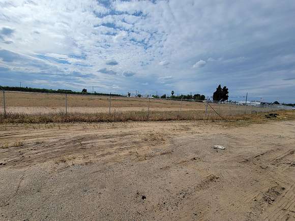 3 Acres of Commercial Land for Sale in Fresno, California