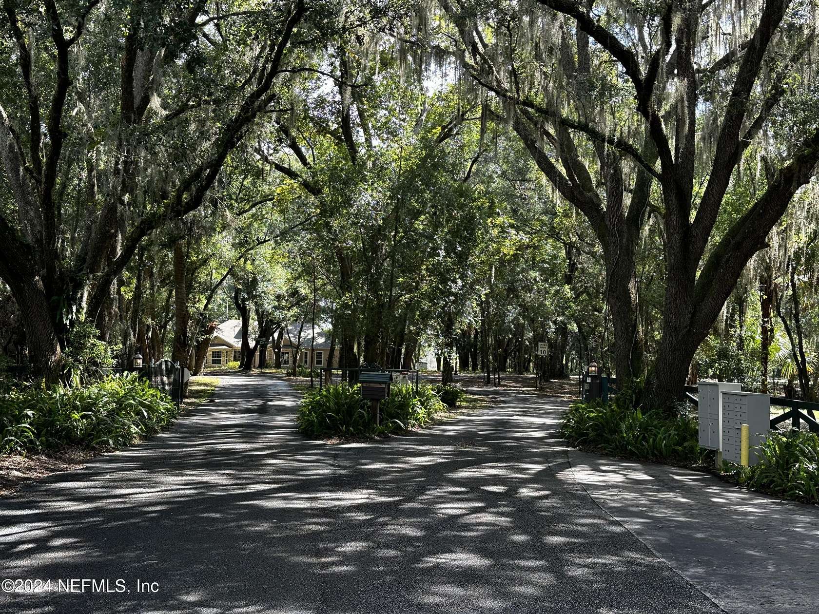 2 Acres of Residential Land with Home for Sale in Umatilla, Florida