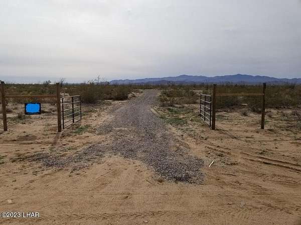 4.2 Acres of Residential Land for Sale in Yucca, Arizona