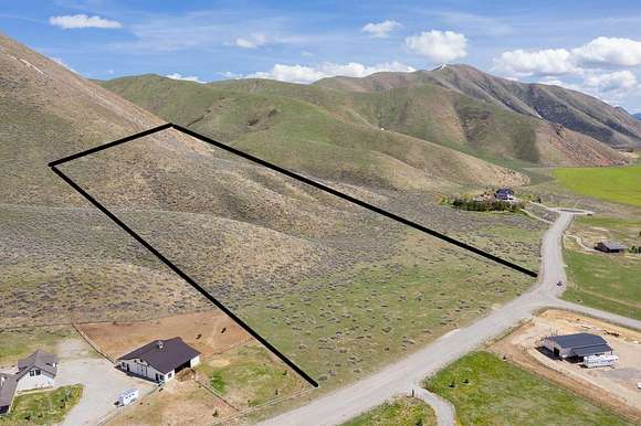 15.37 Acres of Land for Sale in Bellevue, Idaho