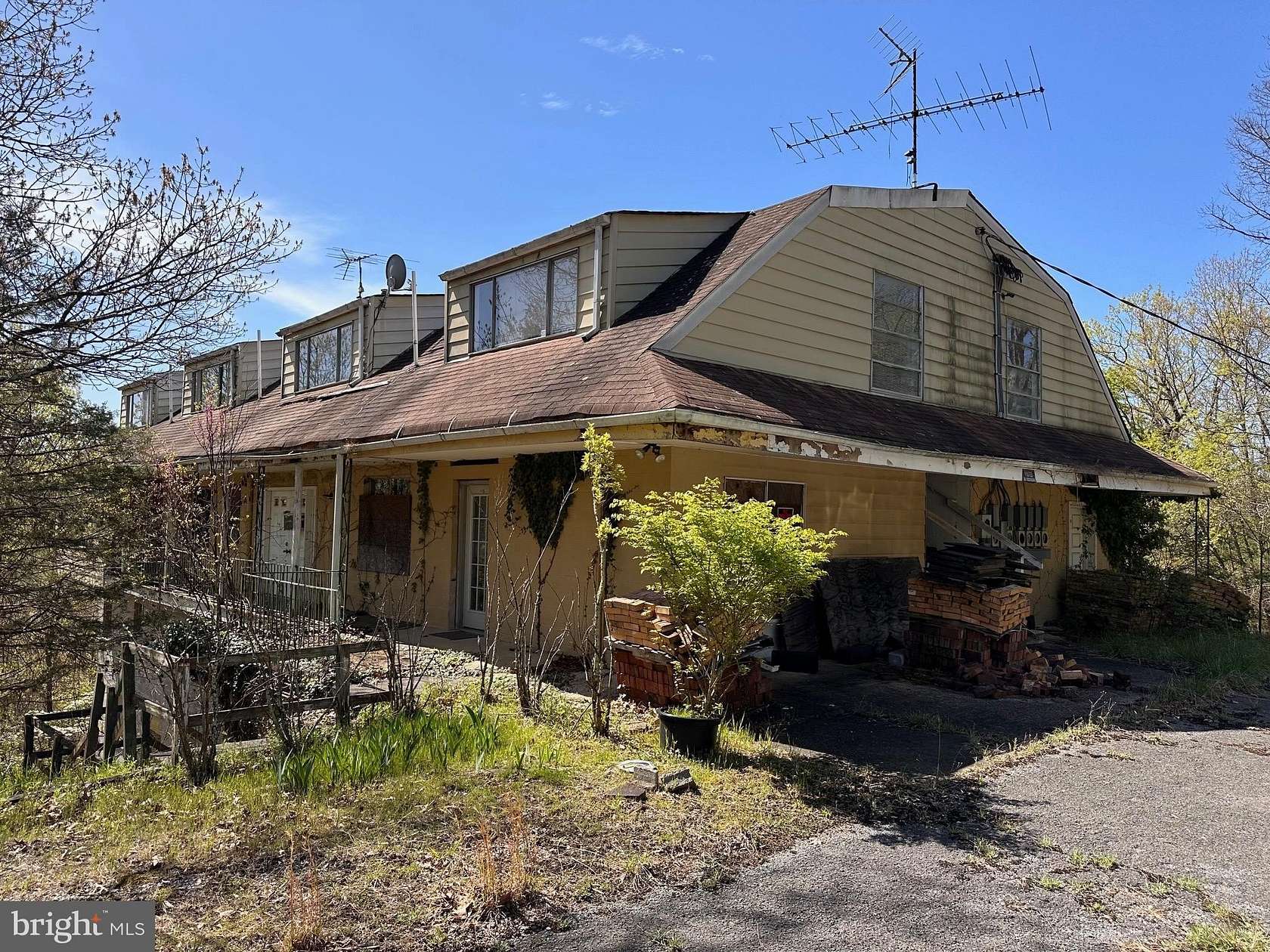 5.25 Acres of Residential Land with Home for Sale in Berkeley Springs, West Virginia