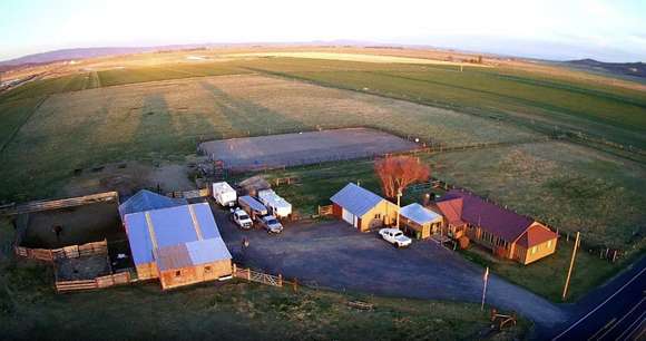 19.6 Acres of Land with Home for Sale in Merrill, Oregon