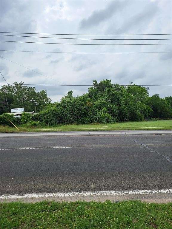 1.3 Acres of Commercial Land for Sale in Fort Worth, Texas