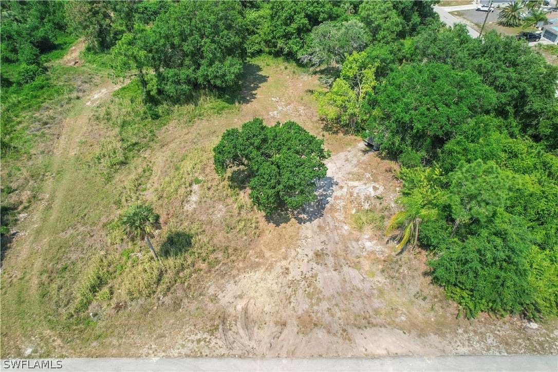 0.5 Acres of Residential Land for Sale in Lehigh Acres, Florida