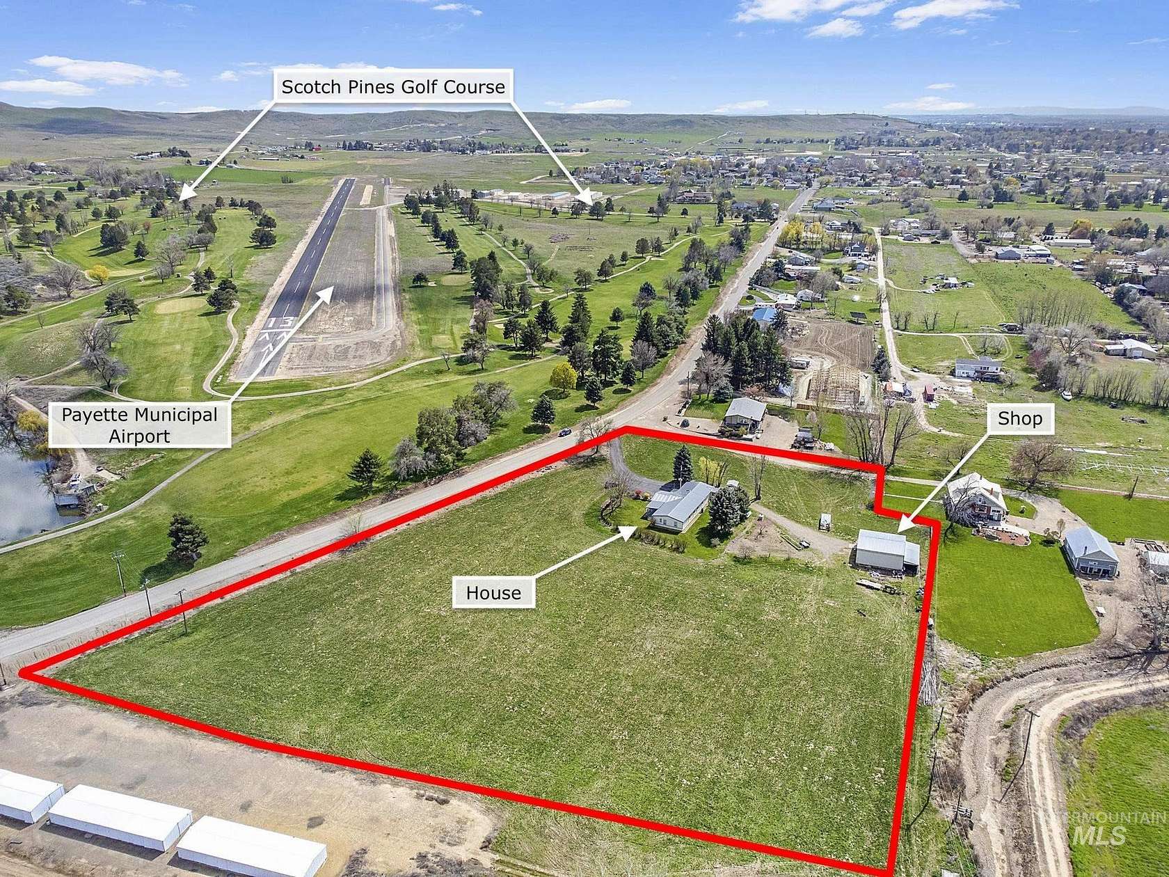 5 Acres of Residential Land with Home for Sale in Payette, Idaho