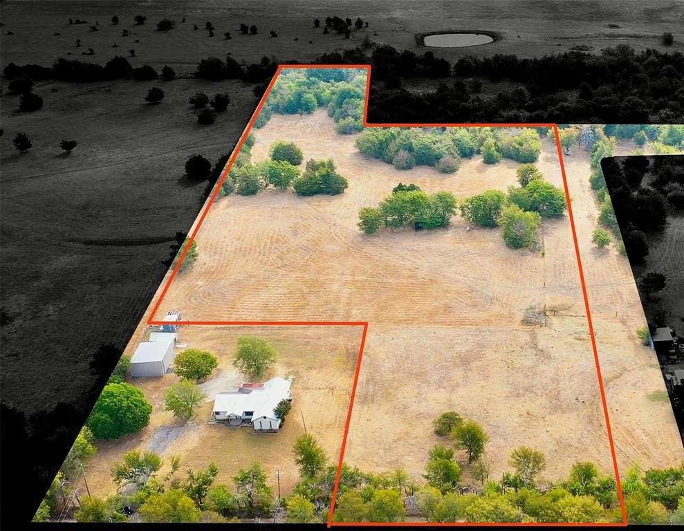 6.5 Acres of Residential Land for Sale in Greenville, Texas