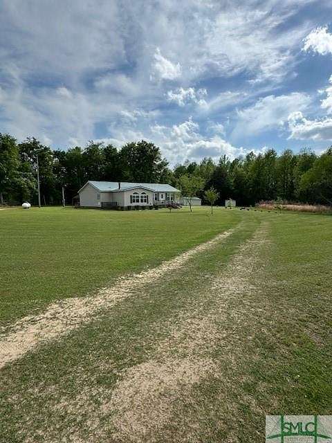 18.9 Acres of Land with Home for Sale in Sylvania, Georgia