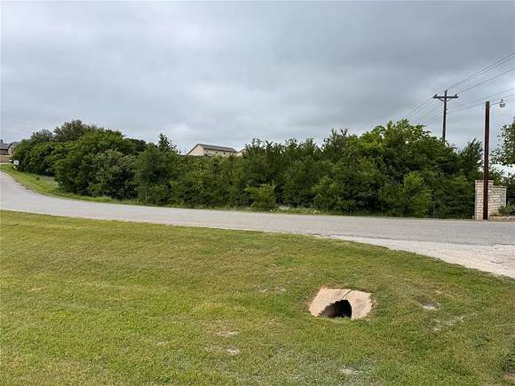 1.4 Acres of Land for Sale in Granbury, Texas