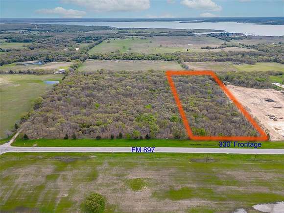 10 Acres of Land for Sale in Lamasco, Texas