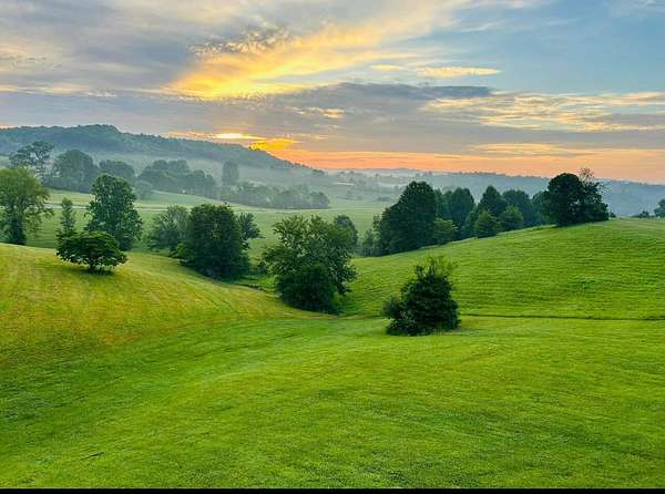 1.76 Acres of Residential Land for Sale in Williamsburg, Kentucky