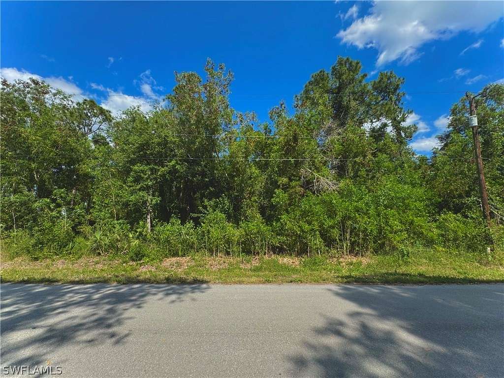 0.75 Acres of Residential Land for Sale in Lehigh Acres, Florida