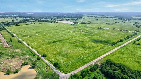 124 Acres of Agricultural Land for Sale in Gordonville, Texas