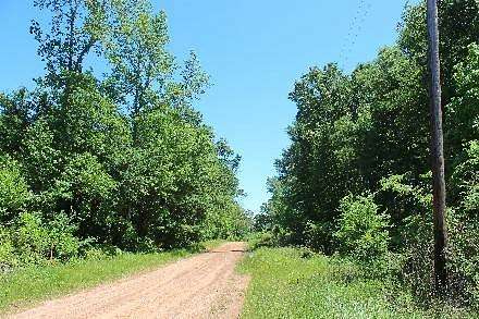 325 Acres of Land for Sale in Hughes Springs, Texas
