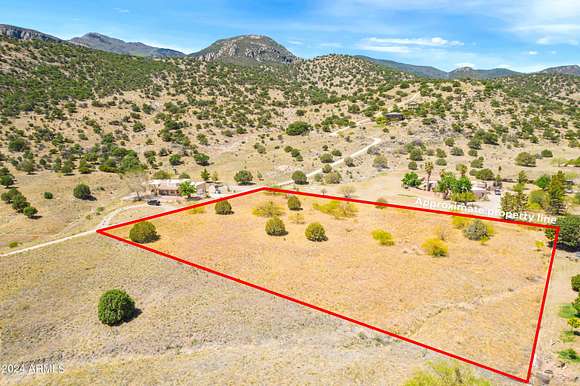 2 Acres of Residential Land for Sale in Hereford, Arizona