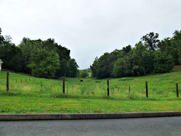 1.4 Acres of Residential Land for Sale in Dandridge, Tennessee